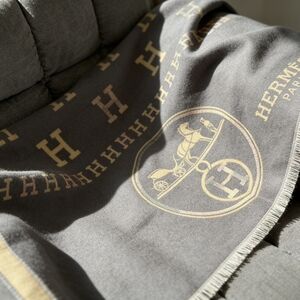 <AUTHENTIC>Hermes Scarf